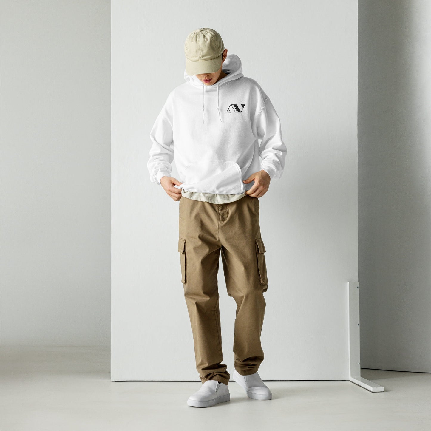 AVALON CLEAN HOODIE